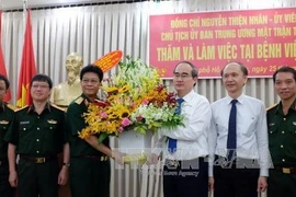 Les médecins vietnamiens à l'honneur