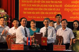 Vietnam-Laos : échange d’expériences dans les activités syndicales entre provinces