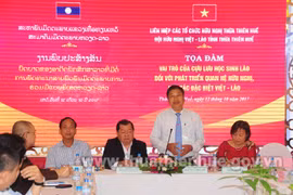 Les anciens étudiants laotiens au Vietnam contribuent aux relations bilatérales