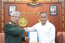 Vietnam-Indonésie : rencontre entre dirigeants de sécurité et de défense