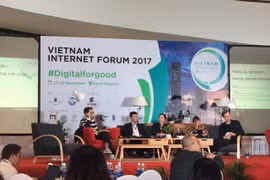 Ouverture du forum d’internet Vietnam 2017