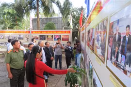 Expositions sur l'Insurrection générale du Printemps 1968 et les réalisations du Vietnam