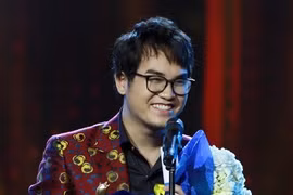 Cérémonie de remise des 12e prix Công hiên