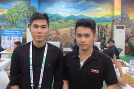 Les deux joueurs vietnamiens au Festival international d'échecs "Open Aeroflot 2017"