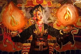 Le culte des Déesses-Mères en laques poncées