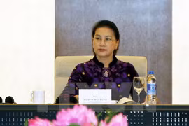 Renforcement des relations d'amitié et de coopération traditionnelles Vietnam-Hongrie