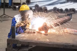 Un chantier naval roumain va recruter 300 travailleurs vietnamiens