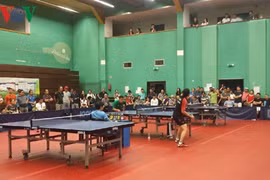 Tournoi d’amitié de ping-pong des Vietnamiens en Europe