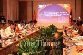 Vietnam - Laos: renforcement de la coopération dans l’énergie, l’industrie et l’exploitation minière