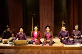 Musiques du temple communal à Hanoï