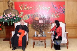 L'Archevêché de Hanoï se rend à la Commission de sensibilisation auprès des masses du Parti