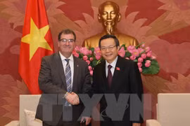 Le Vietnam et le Canada renforcent leurs liens législatifs