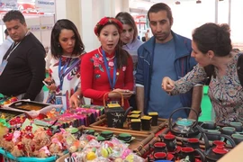 Le Vietnam assiste à la 50ème Foire internationale d'Alger