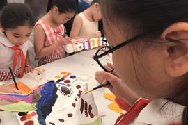 La Fête de la-mi automne à l’ambassade de France à Hanoï