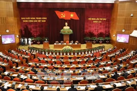 Ouverture du 6e Plénum du Comité central du PCV (12e mandat)