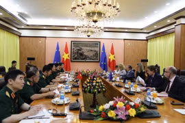 Le ministre de la Défense rencontre la vice-présidente de la Commission européenne