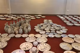 Les objets d’épaves s’exposent à Quang Ngai