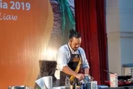 Le MasterChef Australie 2010 est arrivé au Vietnam