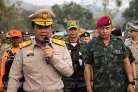 Thaïlande : le chef de l'armée met en garde contre les manifestations