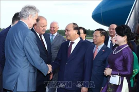 Le PM Nguyên Xuân Phuc entame sa visite officielle en Russie