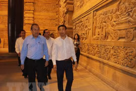 Le vice-PM Truong Hoa Binh inspecte les préparatifs du Vesak 2019 à Ha Nam