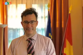 La France et le Vietnam conscients du rôle pionnier de la coopération décentralisée