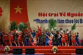 Tân Trào : Camp des «jeunes agissant suivant les enseignements du Président Hô Chi Minh»