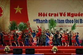 Tân Trào : Camp des «jeunes agissant suivant les enseignements du Président Hô Chi Minh»