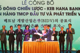 Le sud-coréen KEB Hana Bank devient partenaire stratégique de BIDV