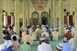 An Giang: les Cham fêtent le Roya Haji