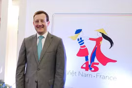 Entre la France et le Vietnam, une relation toujours plus florissante