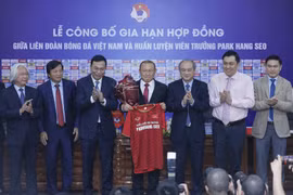 Football: Park Hang-seo va entraîner au Vietnam jusqu’en 2022