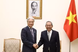 Le vice-Premier ministre Truong Hoa Binh exhorte Tochigi à investir plus