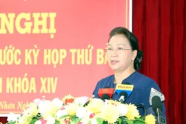 La présidente de l’AN Nguyên Thi Kim Ngân à l’écoute des électeurs à Cân Tho