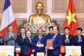 Le Vietnam et la France coopèrent dans la construction de l’e-gouvernement
