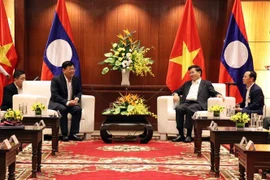 Le Premier ministre lao Thongloun Sisoulith se rend à Dà Nang