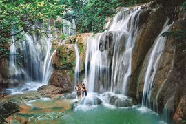 À Thanh Hoa, des chutes d’eau en cascade