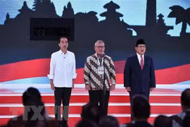 Début des élections présidentielle et législative en Indonésie