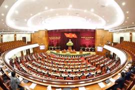 La préparation des documents et du personnel vue du 11e Plénum du Comité central du Parti 