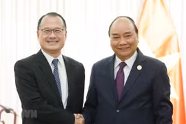 Le PM rencontre des représentants d'entreprises chinoises