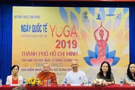 La 5e Journée internationale du yoga au Vietnam