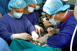 Transplantation d’organes: succès de l’hôpital Viêt Duc