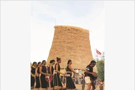Immersion dans la culture Bahnar au village de Kon Klor