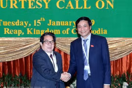 Le Vietnam et le Cambodge cultivent leurs relations parlementaires