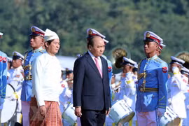 Le Vietnam et le Myanmar poursuivent à promouvoir les liens bilatéraux à une nouvelle hauteur