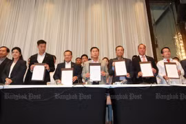 Thaïlande: Pheu Thai annonce une coalition avec 6 partis