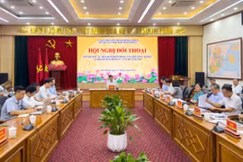Lors du dialogue. Photo : https://baohaiphong.vn/