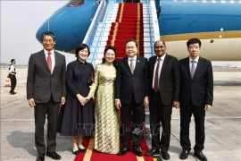 Les visites du président de l'AN stimulent les liens du Vietnam avec Singapour et le Japon