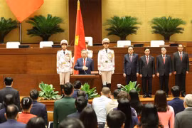Le président To Lam prête serment. Photo: VNA