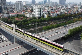 La section surélevée de 8,5 km de long du projet de métro de la station Nhon - Hanoï. Photo: VNA